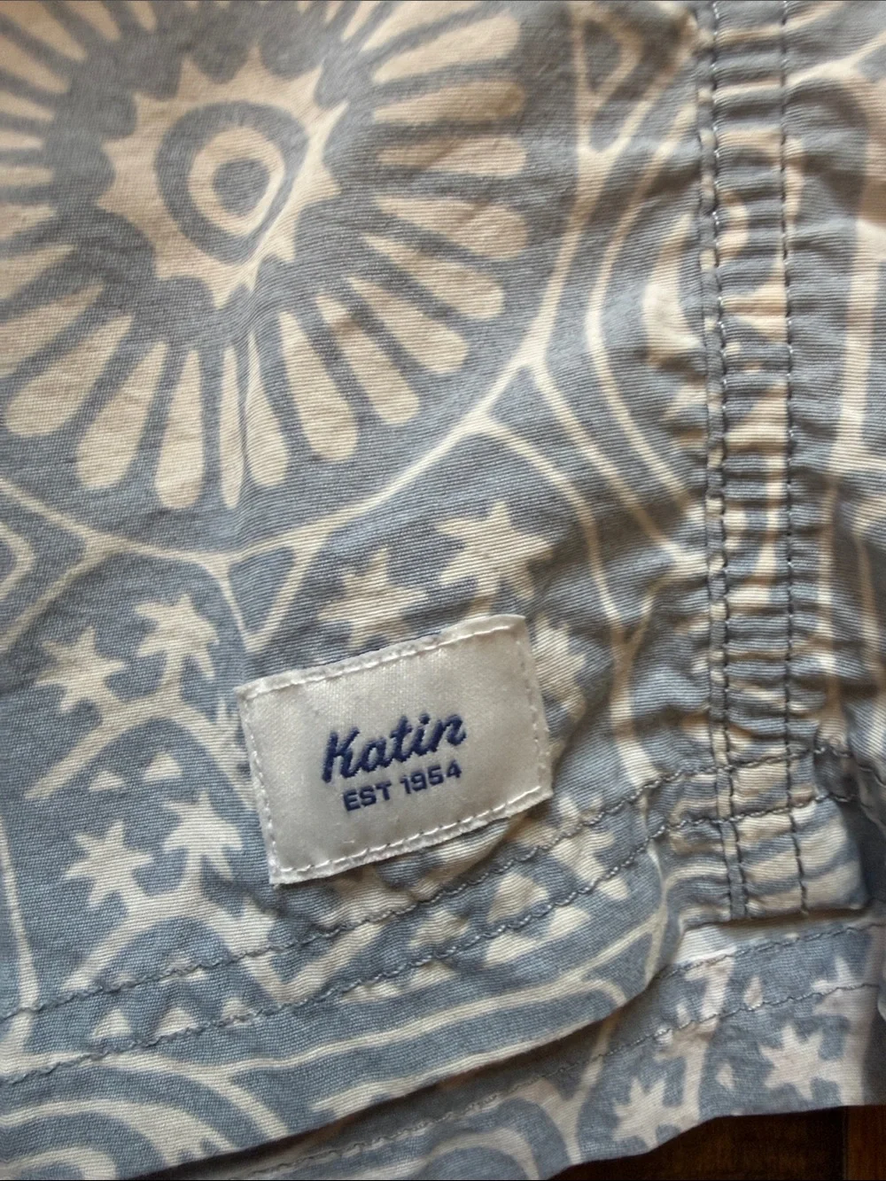 Katin Cast Away Volley Boardshorts, size large